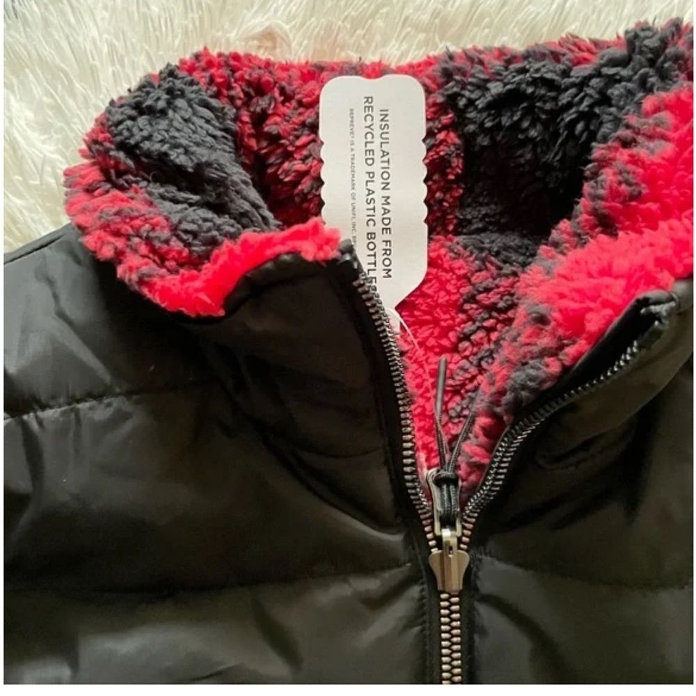 Free Country Cloud Lite Reversible Vest Women's Small S Black Red Plaid jacket - Picture 9 of 12